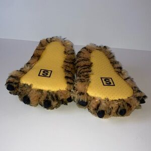 Tiger slippers